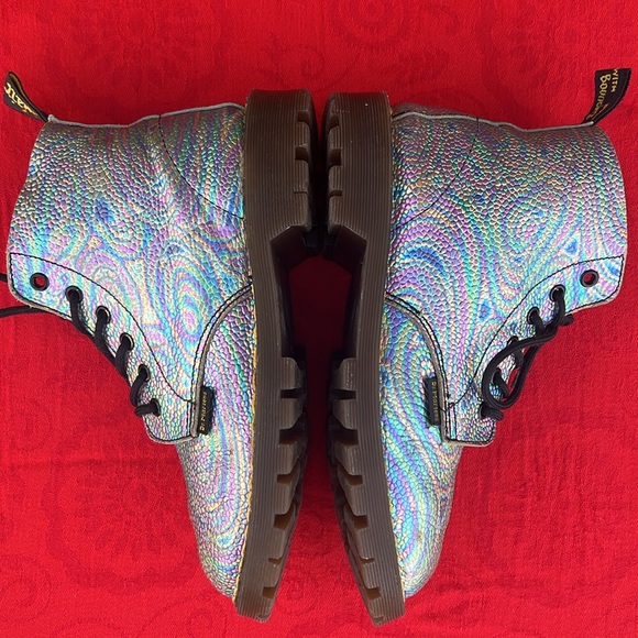 🏴󠁧󠁢󠁥󠁮󠁧󠁿 Vintage Dr. Martens MIE Rare Colorful Iridescent Ankle Boots UK 2 - Picture 9 of 17